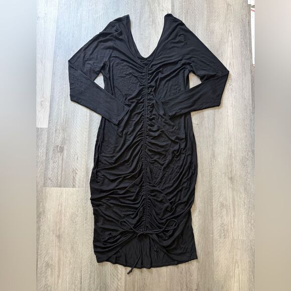 Fashion Nova Hong Kong Ruched Dress Black 1X Plus NEW - Picture 2 of 10